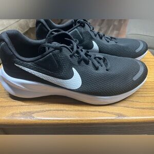 Men’s Nike Revolution 7 Running Shoes